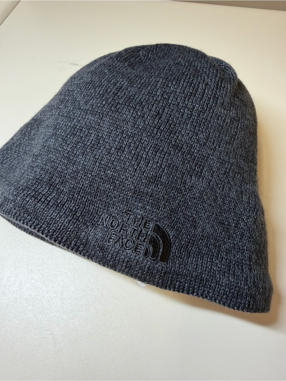 The North Face Men’s Dark Charcoal Knit Beanie